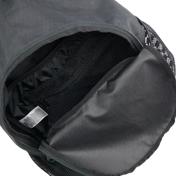 Vans Backpack Alumni 3 Burgundy classic NWT - Picture 3 of 4